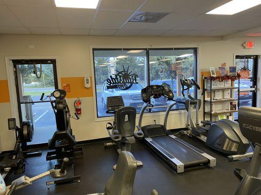 A peek inside Bayside Fitness