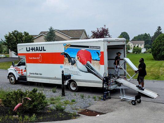 Unloading our 26 foot U-Haul truck