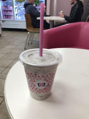 chocolate chip cookie dough and cookies and cream shake