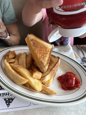 Grilled Cheese Sandwich for kids