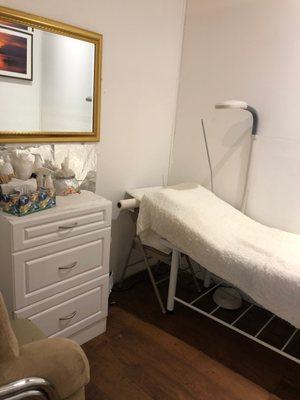 Waxing room. Nice and neat.