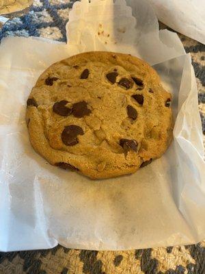 Chocolate chip cookie