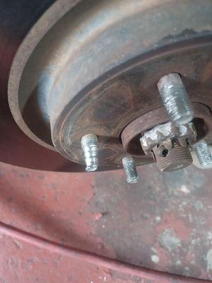 Bad wheel stud