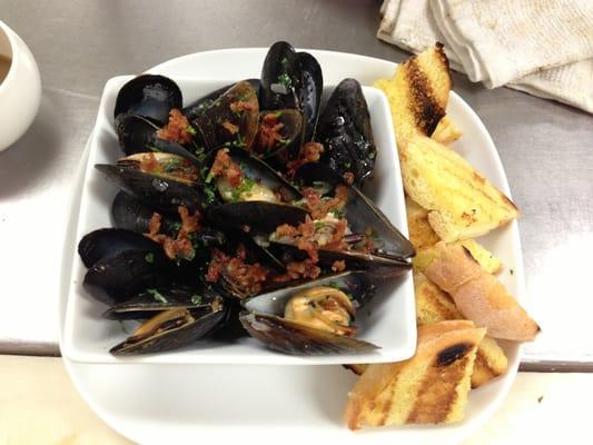 Beer steamed PEI mussels (served at the party)