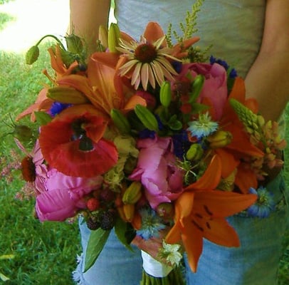 local flowers and botanicals Mountain Magnolia Inn wedding Hot Springs, NC