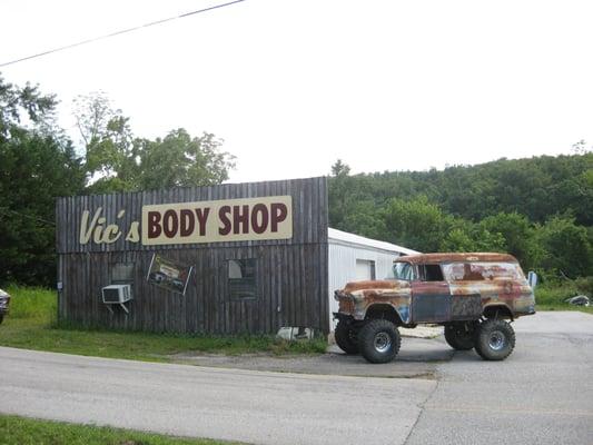 Vic's Body Shop