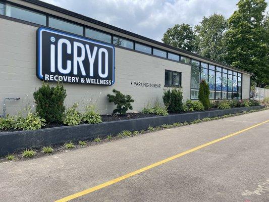 iCRYO Cryotherapy + iV Therapy + Body Sculpting