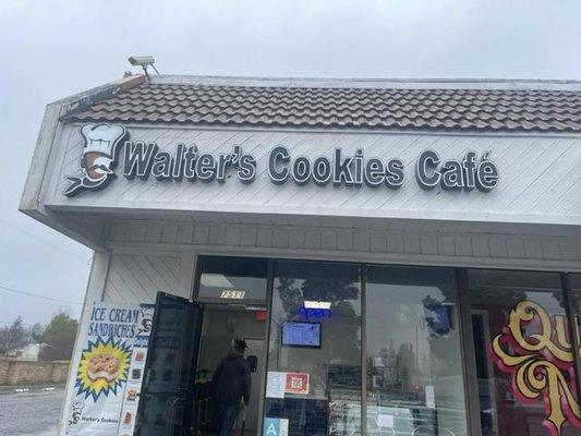 Keeping it cool at Walter's Cookies