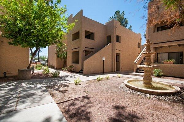 The Fountains apartments in Tucson, AZ - Exterior