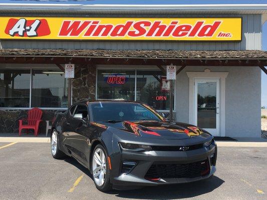 2016 CAMARO-NEW WINDSHIELD