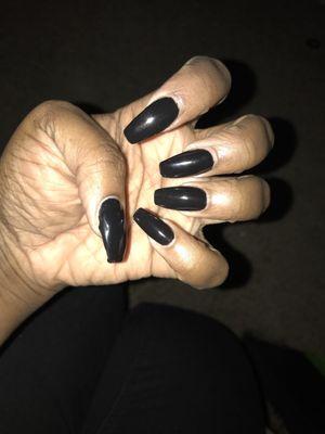 Love my nails and the shape. I will be returning back. Thank you Lee