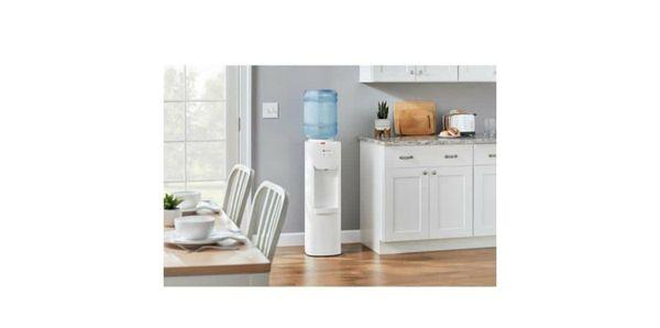 NEW Glacier Bay White Top Load Water Dispenser
$75