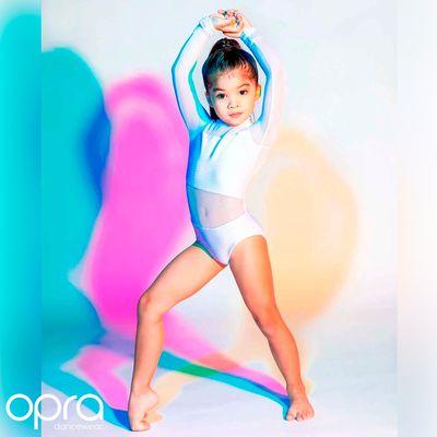 Madonna Leo : Ribbed Opra Dancewear