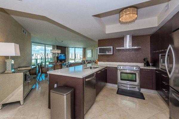 Luxury 3/2 condo at the St. Tropez in Sunny Isles