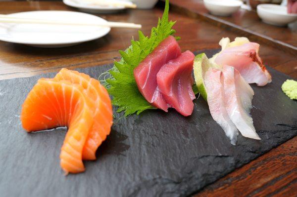 Sashimi Special (tuna, snapper, shimaaji, king salmon)