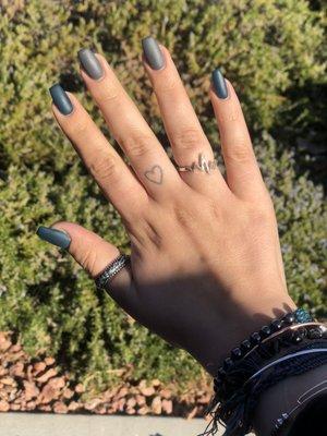 Short square matte teal and gray nails