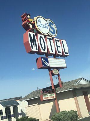 Circle-S Motel