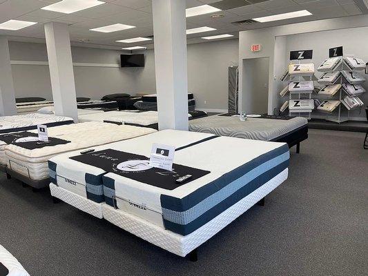 Luna Zzz Luxury Mattress Outlet