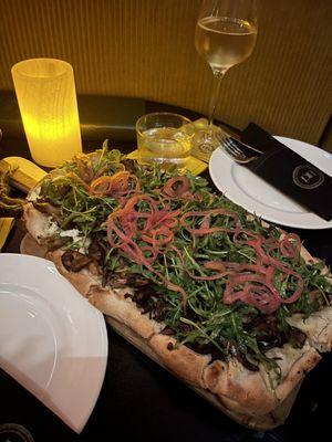 Mushroom flatbread