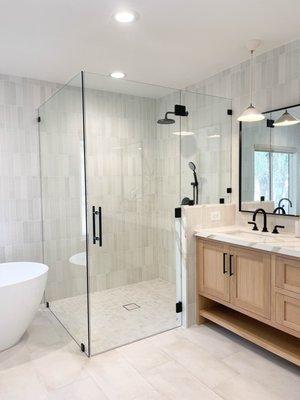 Primary Bathroom in Woodland Hills