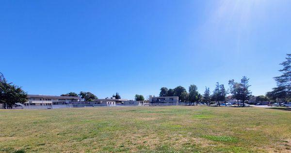 Sunny skies over Pioneer Park,  Union City