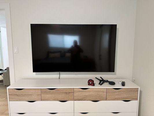 TV mount