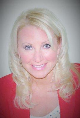 Victoria Brown - The Hogan Group agent focusing on buyers and sellers.