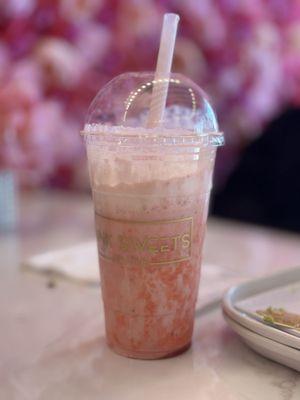 Strawberries and cream Smoothie $7.99