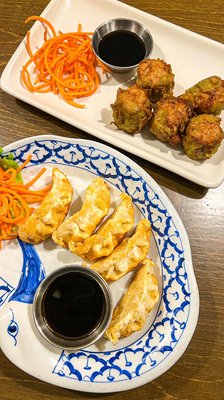 Wasabi dumplings, Chicken gyoza