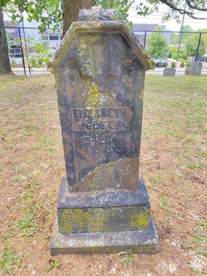 Elizabeth Dulfer's grave