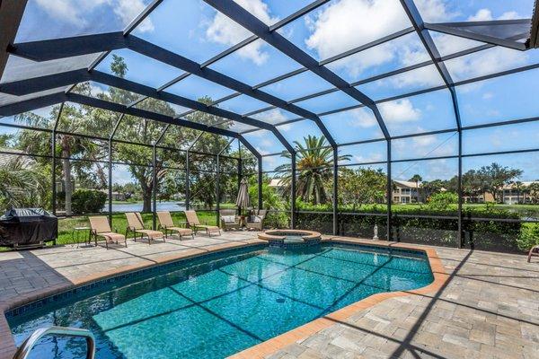 Bonita Springs pool home in Lakemont