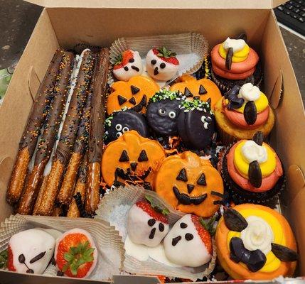 Halloween Treat Box