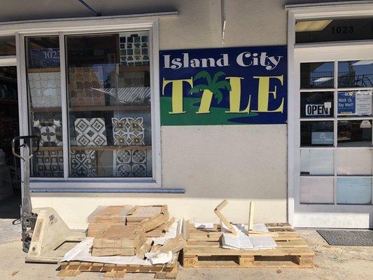 Island City Tile