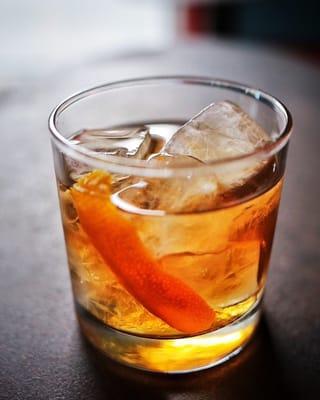 Winter is coming - #whiskey, orange liqueur, chocolate bitters ..