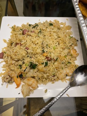 Fried rice made with the large yummy shrimp