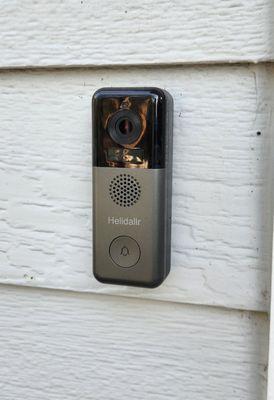 Installed camera doorbell.