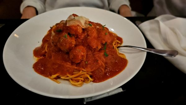 Spaghetti and meatballs