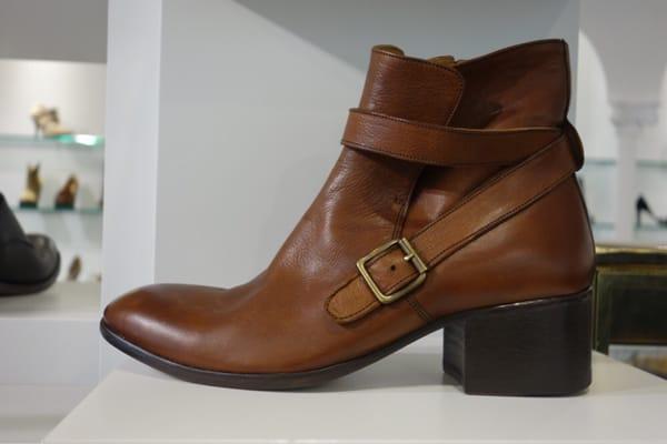 Women's boots