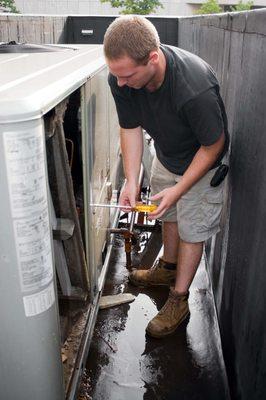 On the job- air conditioning repair in Melbourne