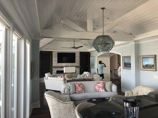 Figure 8 Island home.Family room from bar.