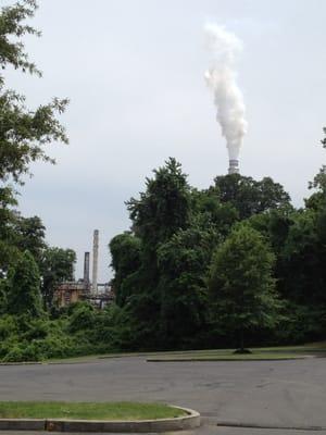 2012-06-04; Martin Luther King Park (right next to an oil refinery), Memphis TN