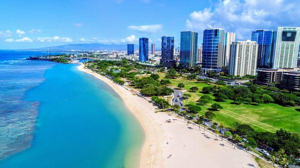 Ala Moana Beach ; Real Estate Development