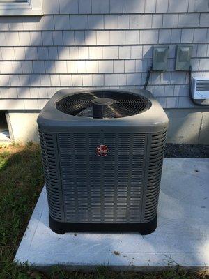 3.5 Ton 13 Seer Rheem Condenser