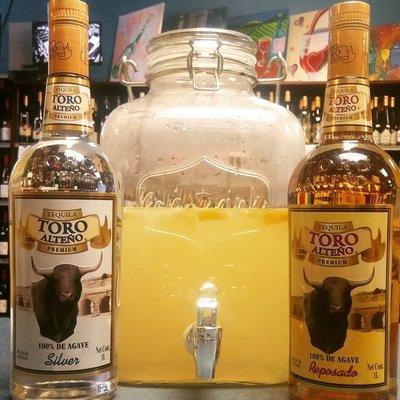 Sam's has free daily tastings.  Their tequila lemonade was so good!