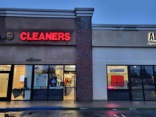 Montclair Plaza Cleaners