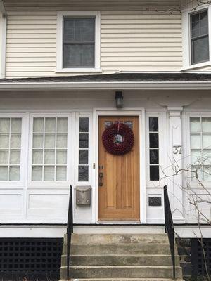 Entryway to Relax. Therapeutic Massage Studio