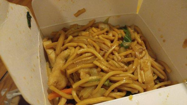 Chicken lo mein