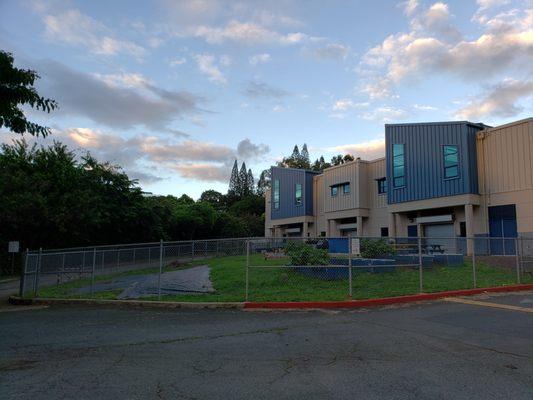 New chain link fence at Kailua High School Science Lab