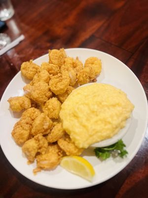 1/2 LB Fried Shrimp Grits