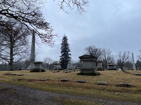 Marion Cemetery & Monuments